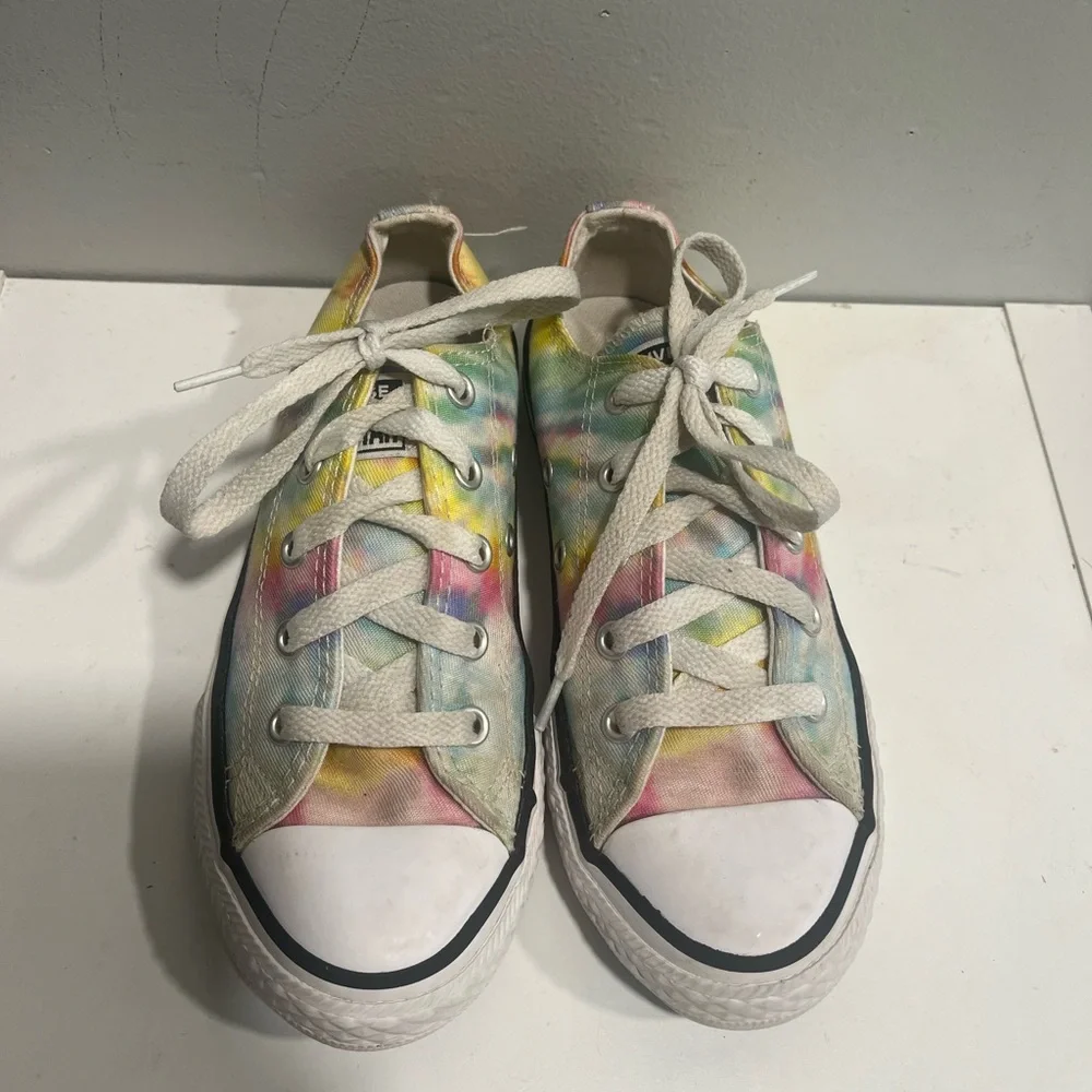 Girls Tie Dye Converse size 1